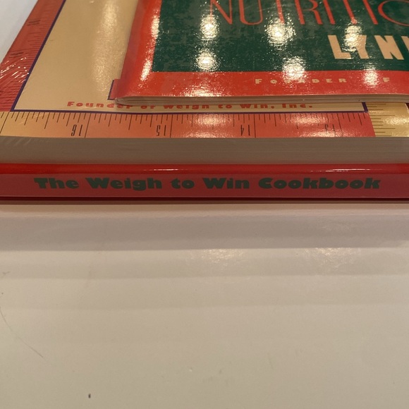 Weigh To Win Rainbow Food Plan & Nutrition Guide Set w/Cookbook—Unopened - Picture 2 of 4